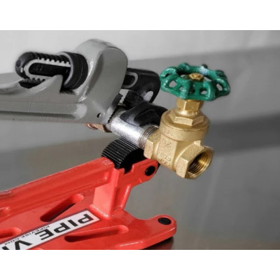 Tragbarer Rohrschraubstock - Pipe Vise PV01- Big Foot