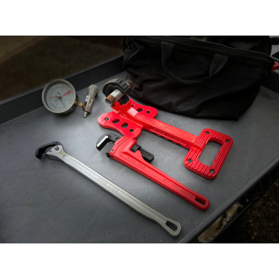 Tragbarer Rohrschraubstock - Pipe Vise APV02 - Roughneck