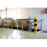 Rammschutz-Bügel aus Vollkunststoff