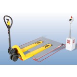 Flachformhubtisch mit Plattformaussparung