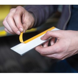 Selbstklebende Etikettenhalter 2