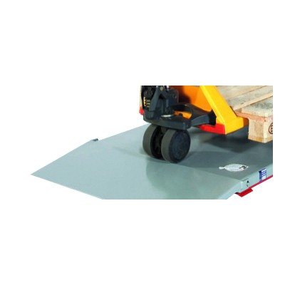 Auffahrkeil für Flachformhubtisch