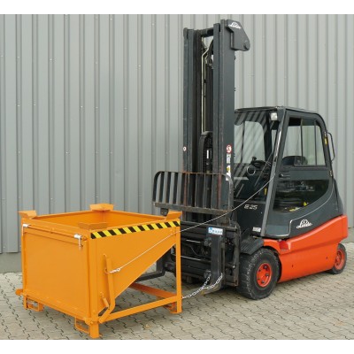 Silobehälter mit großflächiger Schüttklappe