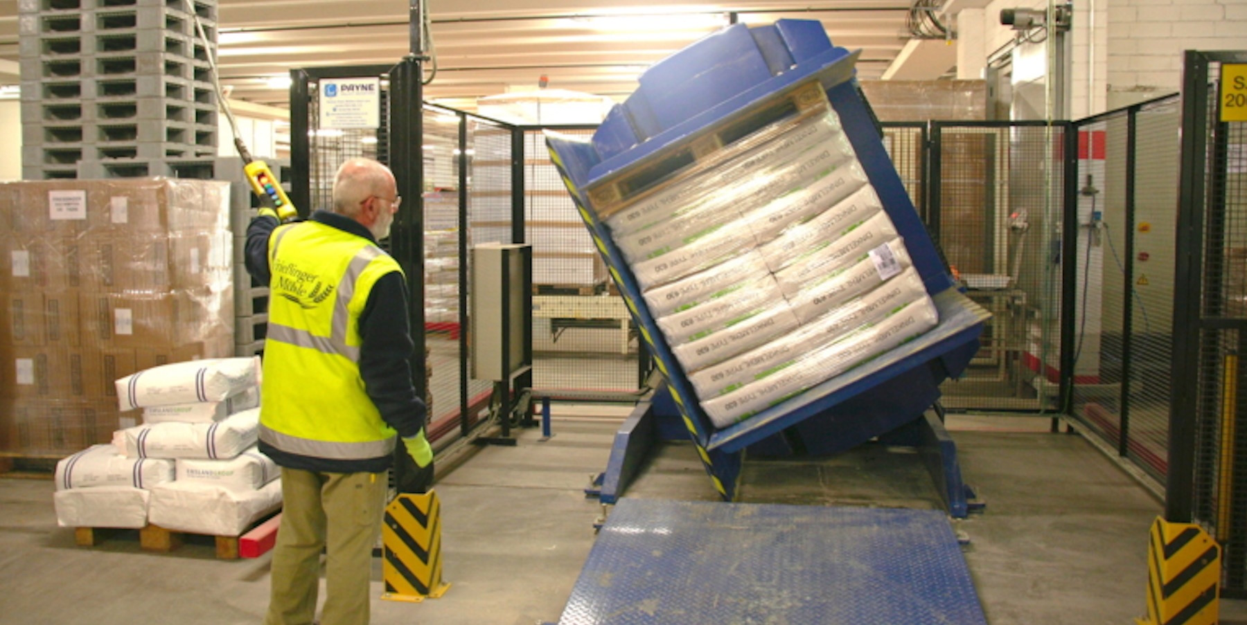 Bartels Flachpalettenmagazin f&uuml;r Schwere Kunst